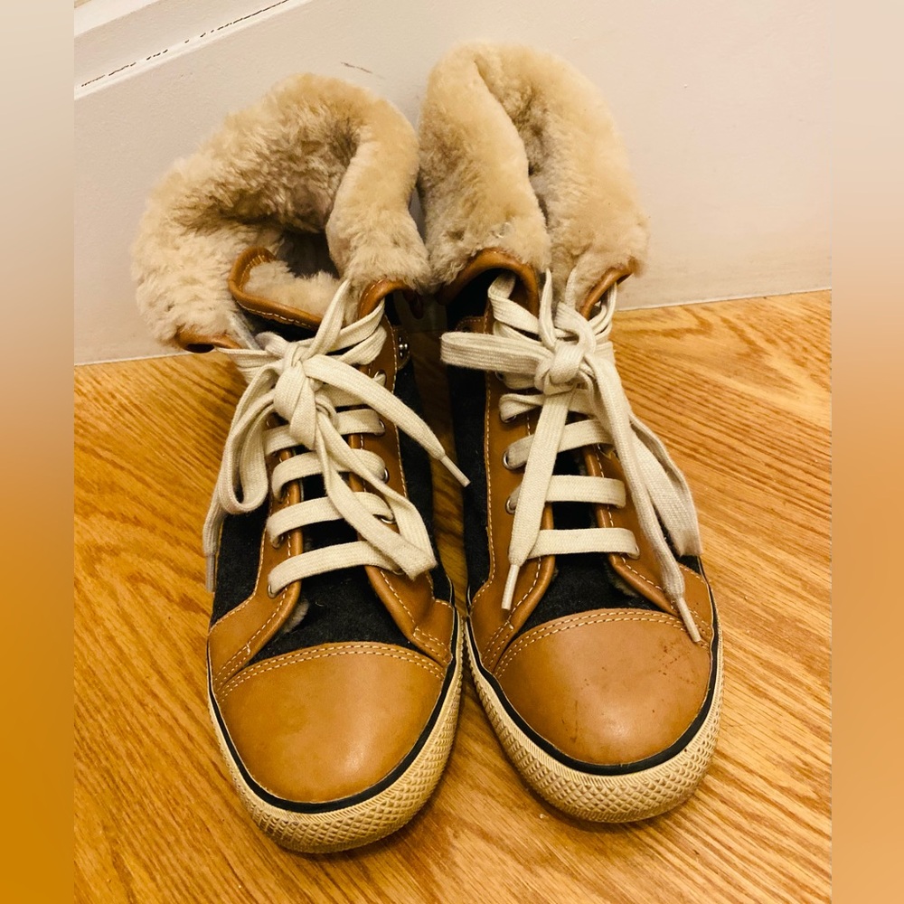 Tory Burch Benjamin Shearling Lined Sneakers - image 2